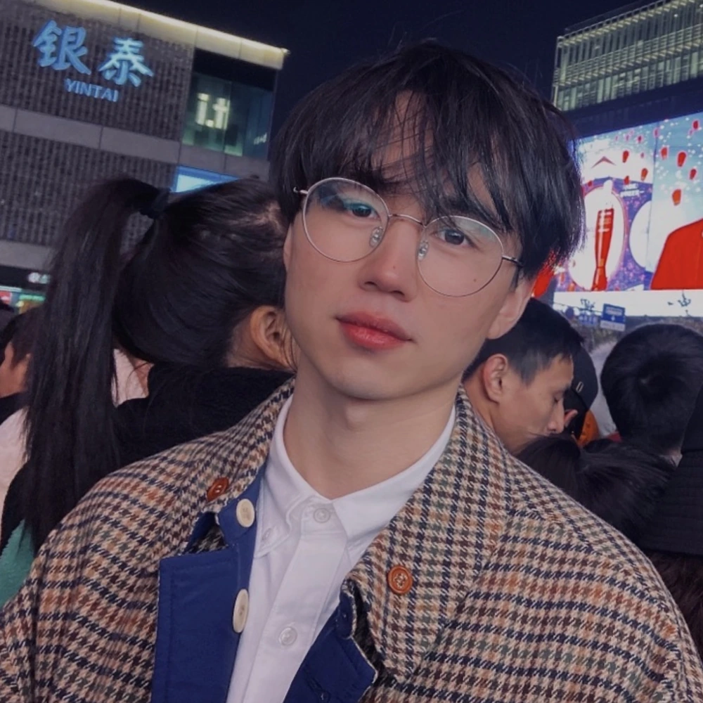 李资的个人照片
